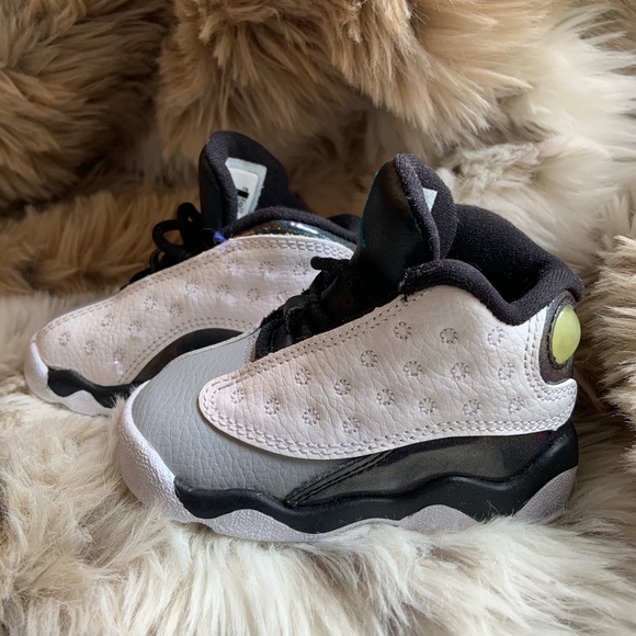 Baby Air Jordan sneakers - Picture 3 of 6